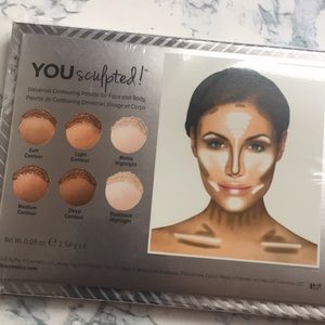 Brand New It Cosmetics “You Sculpted” Palette